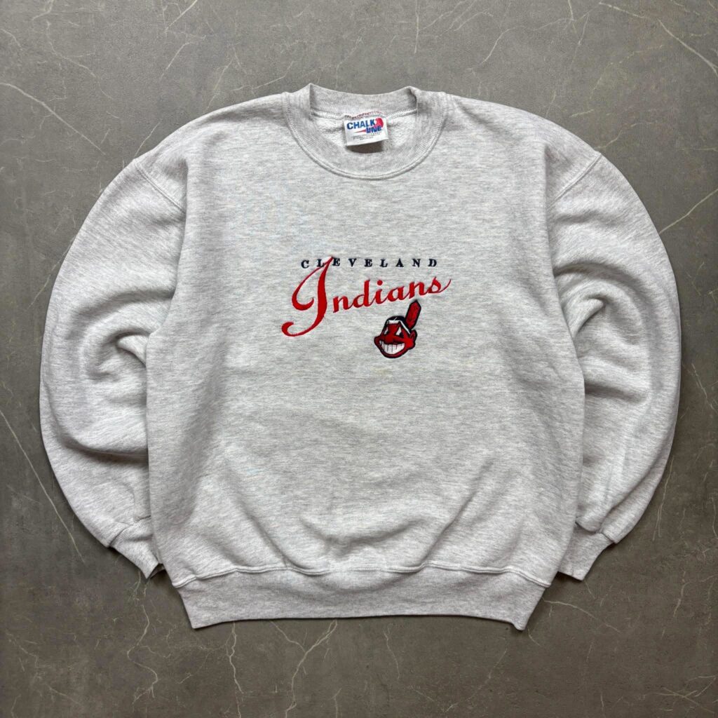 Cleveland Indians Vintage Chalk Line MLB Crewneck M ash
