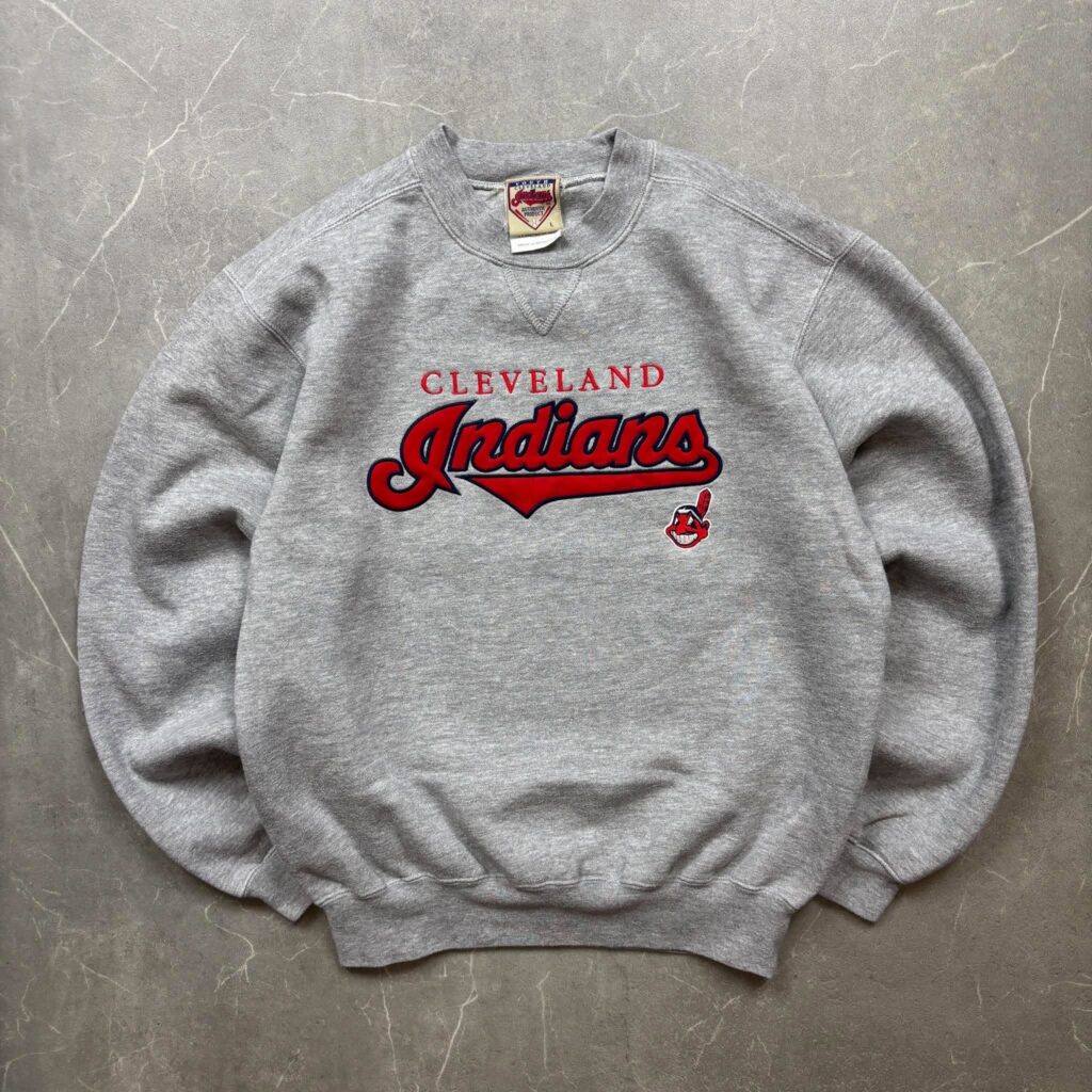 Cleveland Indians Vintage Grey Spellout Crewneck S