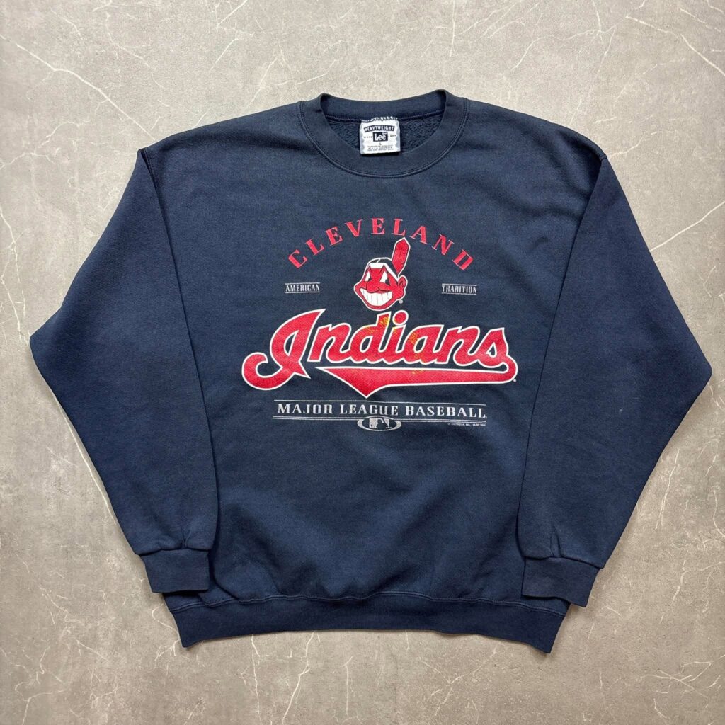 Cleveland Indians Vintage 2000 Lee Sport Graphic Crewneck L