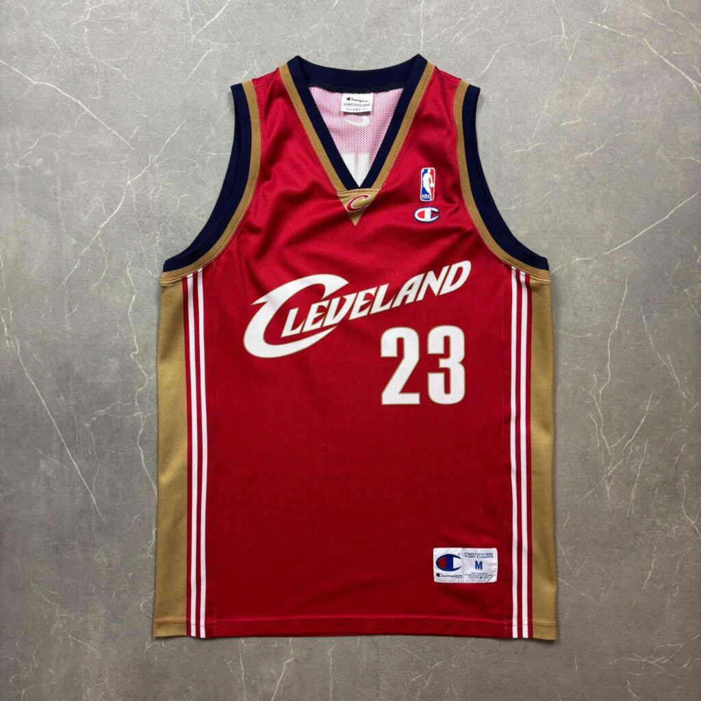 Cleveland Cavaliers Lebron James Vintage Champion NBA Mez M